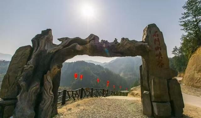 闖進現實版的綠野仙蹤，被20℃的夏天治癒了。