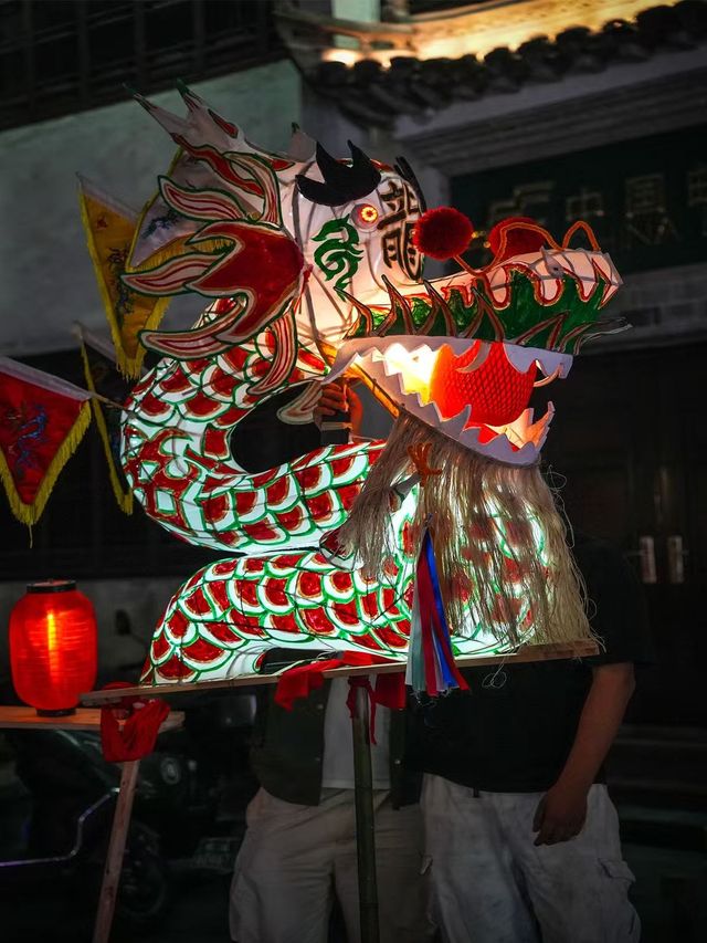 徽州龍燈：流動嘅火焰詩行