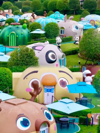 Found the world of comics! A 2-hour trip from Chengdu to this fairy-tale kingdom is a must for runaway princesses!