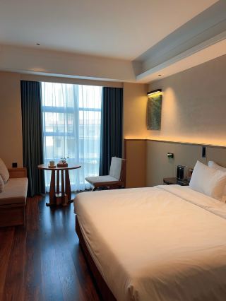 Who would've thought! Staying at a hotel that perfectly blends Chinese aesthetics with thoughtful hospitality