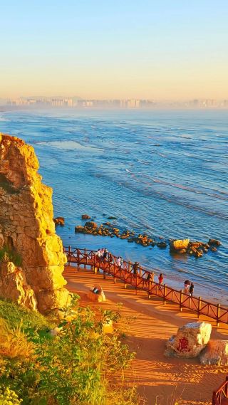 北戴河一日漫遊：從晨光沙灘到落日鷗鳴