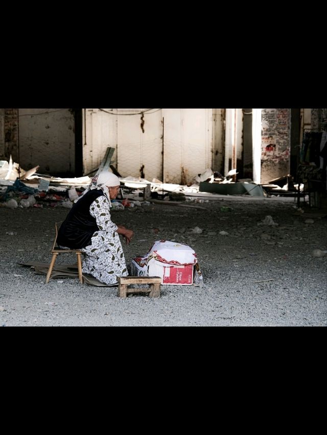 Osh: A Cultural Jewel of Kyrgyzstan 🎨🏞️ Osh: A Cultural Jewel of Kyrgyzstan 🎨🏞️