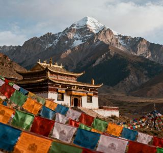 Encounter Zongkala Ze | The Pinnacle of Faith at 4,188 Meters Altitude