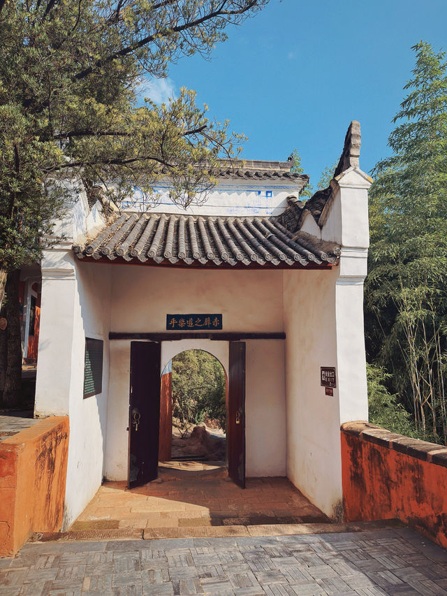 黃岡寶藏公園！不是蘇軾粉絲也淪陷了！東坡赤壁超全攻略