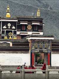 藏式小鎮漫遊指南｜夏河拉卜楞寺的慢時光