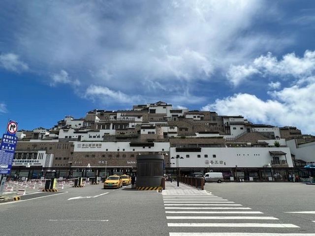 在舟山朱家尖，除了普陀山，最值得打卡的就是朱家尖風景區了！  朱家尖景區地址：舟山市普陀區朱家尖島
