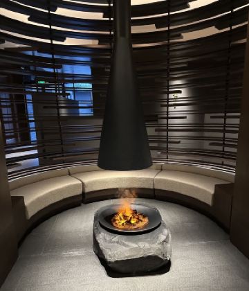 旅はライフスタイルです。梅渓湖へお連れして、このホテルの癒しの力をご体験ください。ロケーション：ホテルは梅渓湖にあります。