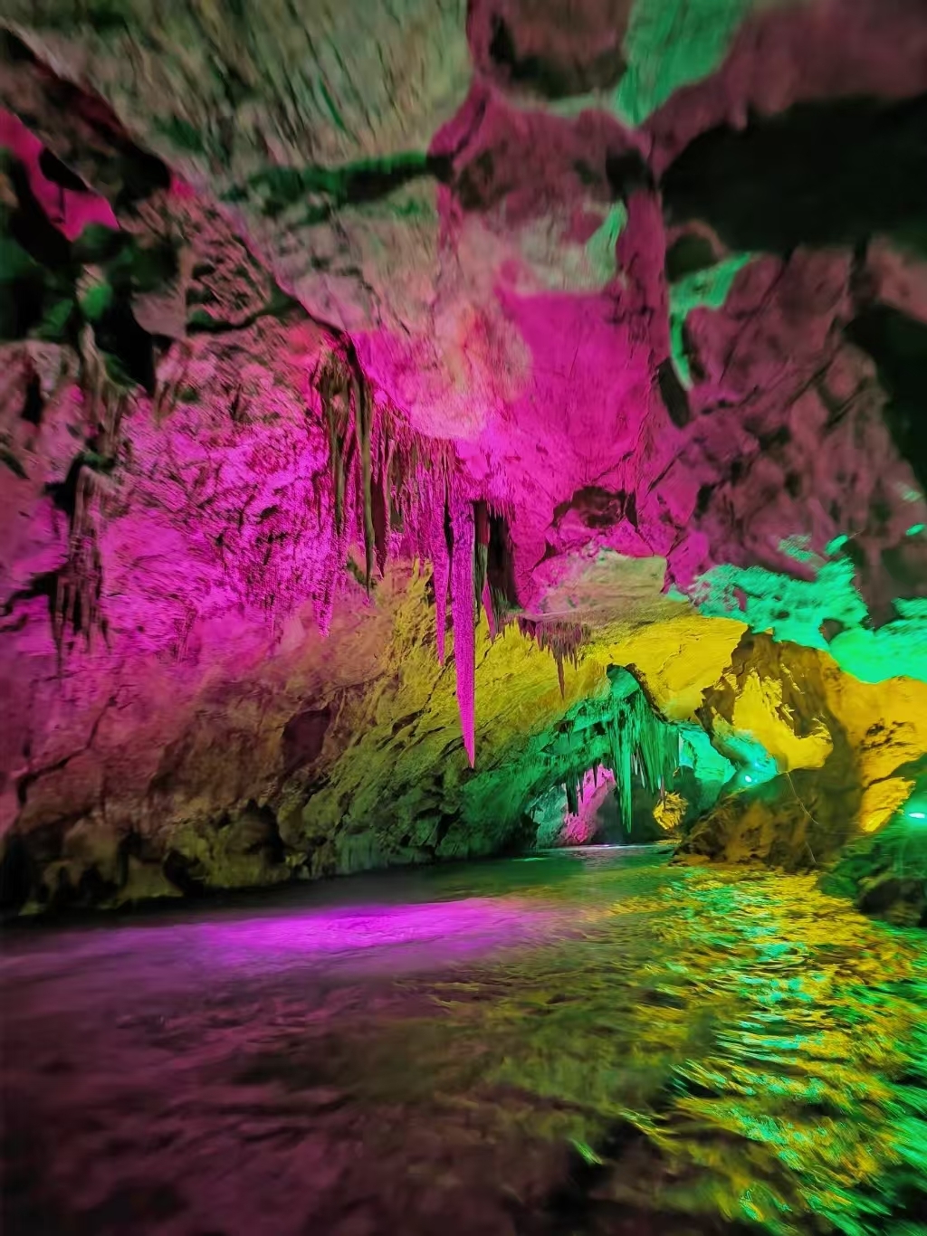 Benxi Water Cave: Asia’s largest soluble cave