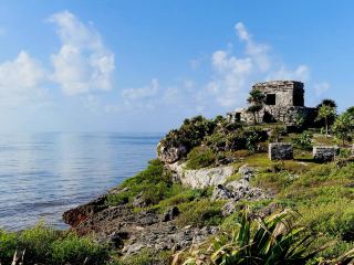 Kunjungan Menakjubkan ke Reruntuhan Tulum dengan Makanan Lezat dan Pencicipan Tequila