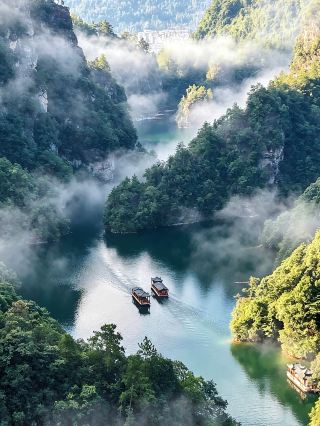 I thought Zhangjiajie was beautiful enough, until I went here... 