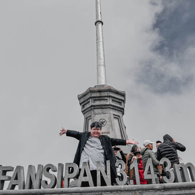 พิชิตยอดเขาฟานซิปัน (Fansipan Mountain)🏔️