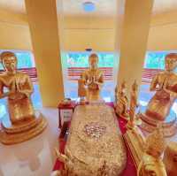 มหาธาตุ​เจดีย์สีทอง