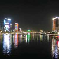Han River, the party of lights and reflections