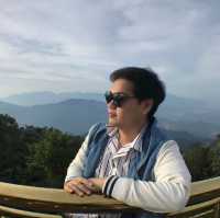 สะพานบนมือยักษ์ Golden Bridge