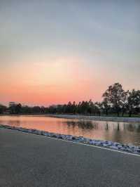 สวนสาธารณะสมเด็จพระเจ้าตากสินมหาราช ( ทุ่งนาเชย ) 