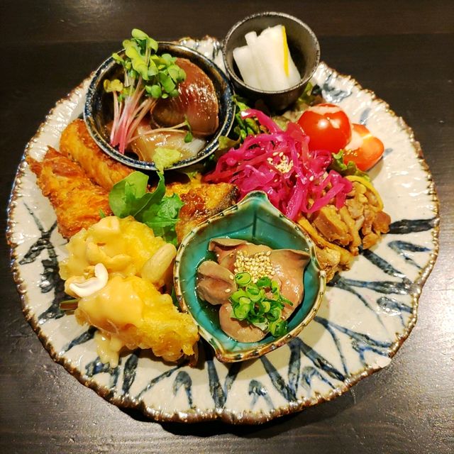 日本酒バル米酒で夕食おまかせメニューを注文してみた