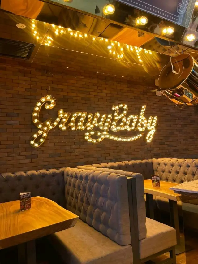 Gravy Baby - operates till 2am daily!