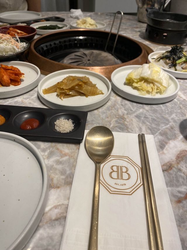 韓牛天花板 born & bred
