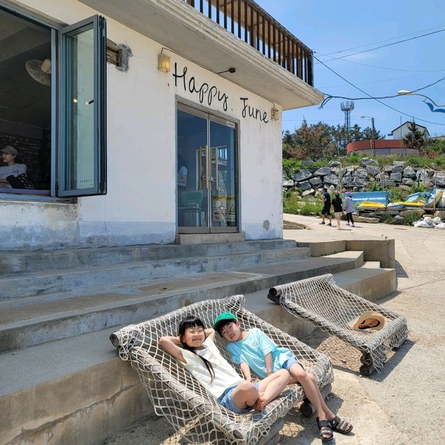 예쁜 파도리 해수욕장이 한눈에, 해피준 카페🍹