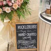 Huckleberry Petit 🍰