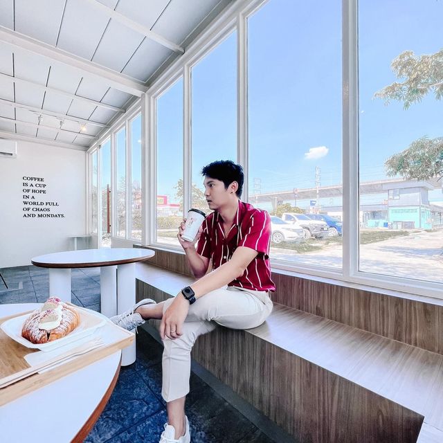 Bangnanian บางนาเนี่ยน