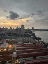 ขึ้นชิงช้าชมวิวเจ้าพระยามุมสูงที่ Asiatique 