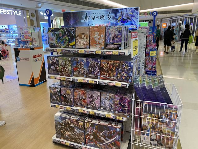 TOYSRUS pop-up store 🏬 