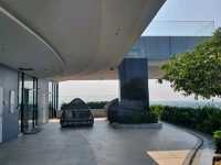 ที่พักใจกลางเมืองระยอง Holiday Inn&Suites Rayong