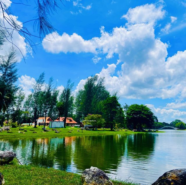 Khwan Muaeng Lake