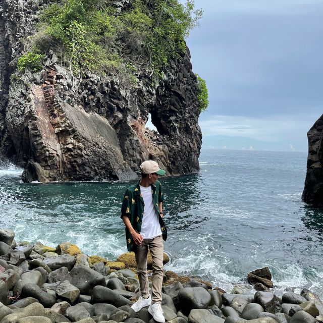Wisata Goa Sarang