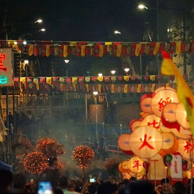 熠熠生輝的火龍穿梭於大坑的大街小巷❤️‍🔥🐉