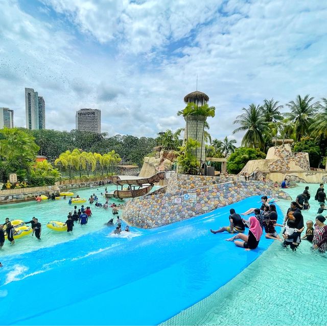 Water Slide in the City - Family’s choice 