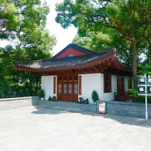 Leifeng Pagoda