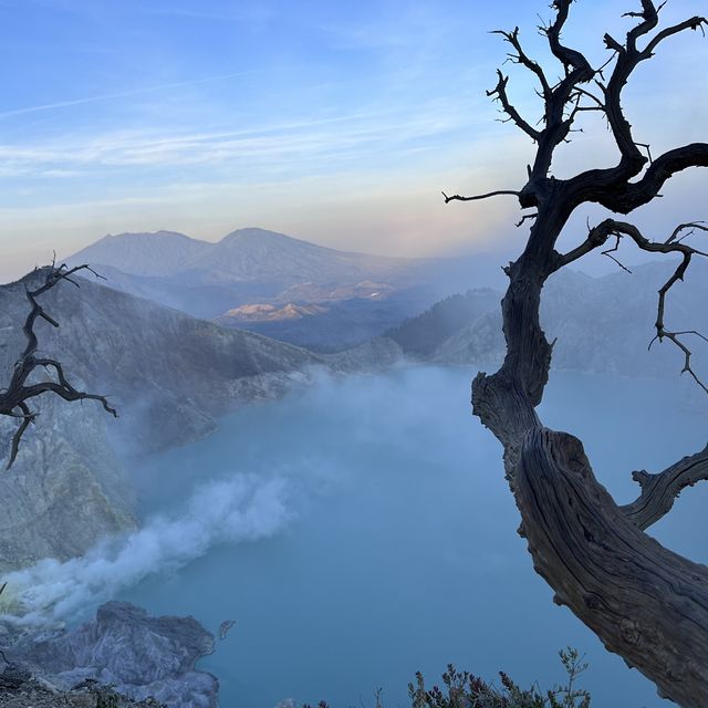 泗水ijen火山