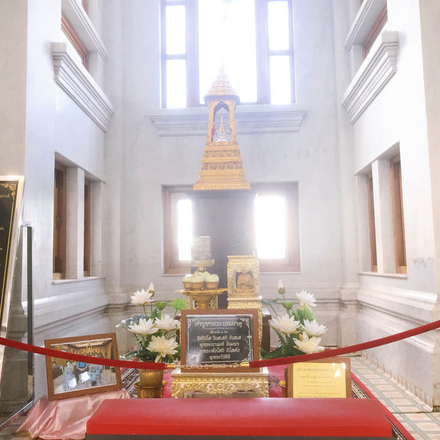 หลวงพ่อโตองค์ใหญ่ที่สุดในไทย