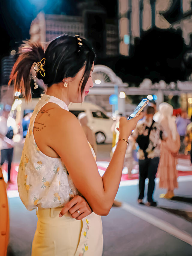 เดินเล่นชิลๆ ถนนคนเดินหลาดใหญ่ ภูเก็ต