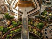 Greenery stay at Parkroyal Marina Bay