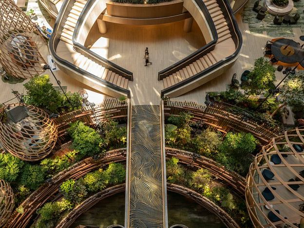 Greenery stay at Parkroyal Marina Bay