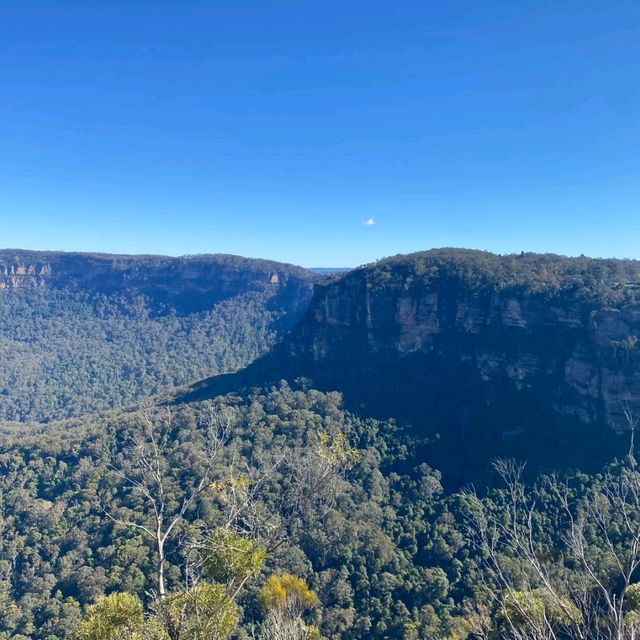 3 sisters mountain in sydney