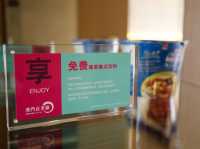澳門百老匯酒店：超值寬敞房型入住，商圈周圍美食多！