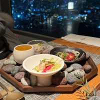 야경을 보며 즐기는 남산타워 한우 레스토랑, 한쿡