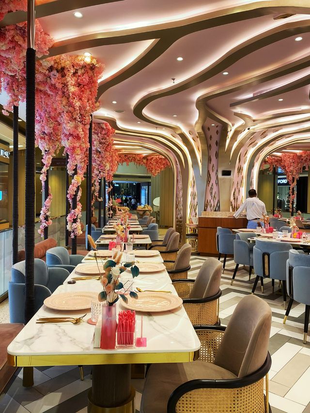 Romantic flowerish restaurant in KL🌸🌺