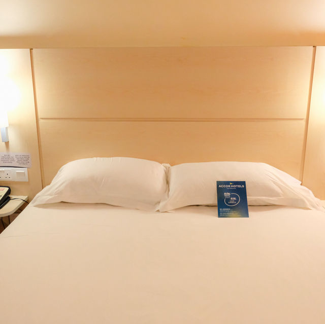 ibis Hongkong Central & Sheung Wan