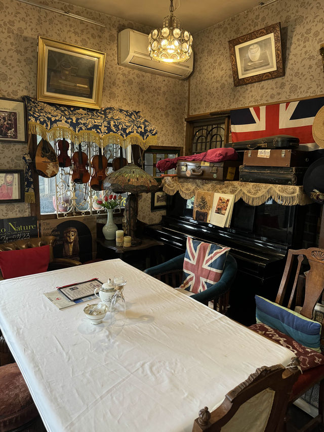 【福岡カフェ】ひっそりとやられてる隠れ家アンティークカフェ🇬🇧