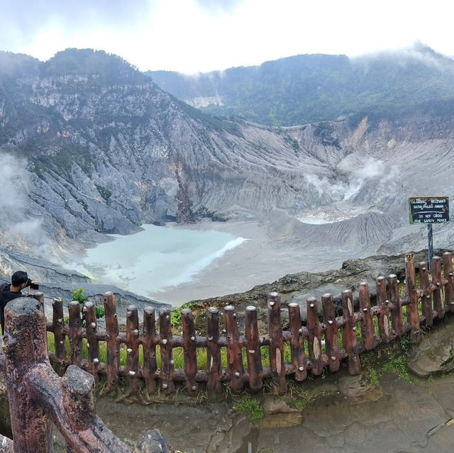 Tangkuban Perahu's Breathtaking Beauty
