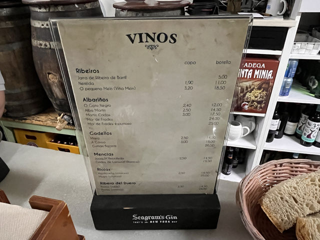 Taberna O Gato Negro@ サンティアゴ・デ・コンポステーラ 🐈‍⬛