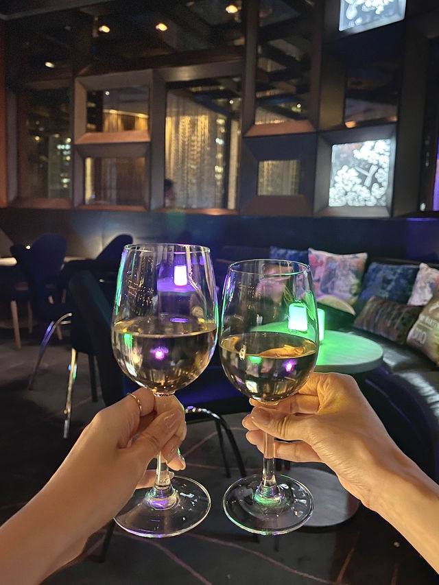 香港W酒店🥂無限暢飲連小食拼盤套餐