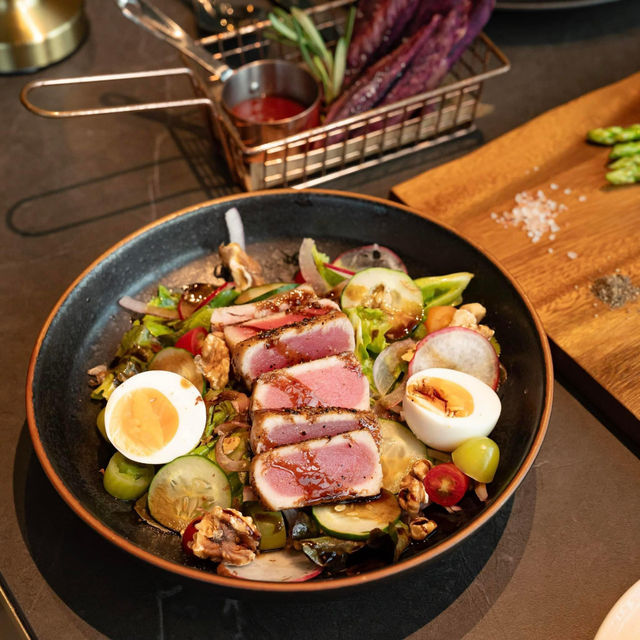  Bangrak Grill Rooftop Restaurant 