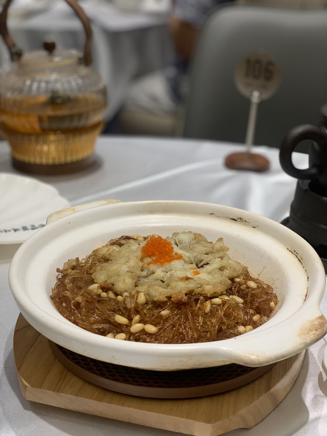  銅鑼灣紫色💜裝修風格中菜🥢🫖