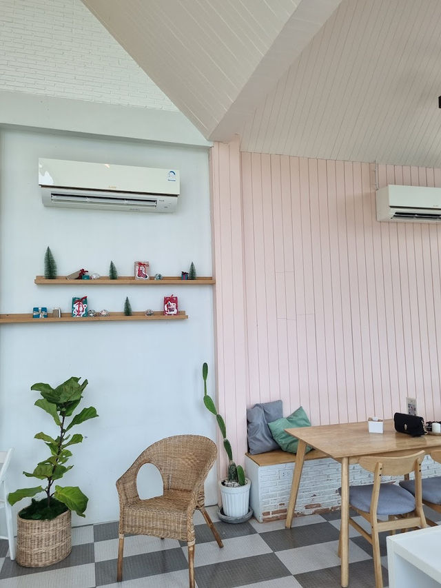 ☔️ Wanichcha Café 